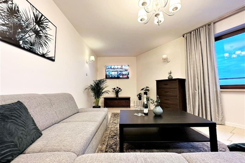 Exclusive Penthouse Near Citycenter 120M2 +Netflix Kraków Exteriör bild