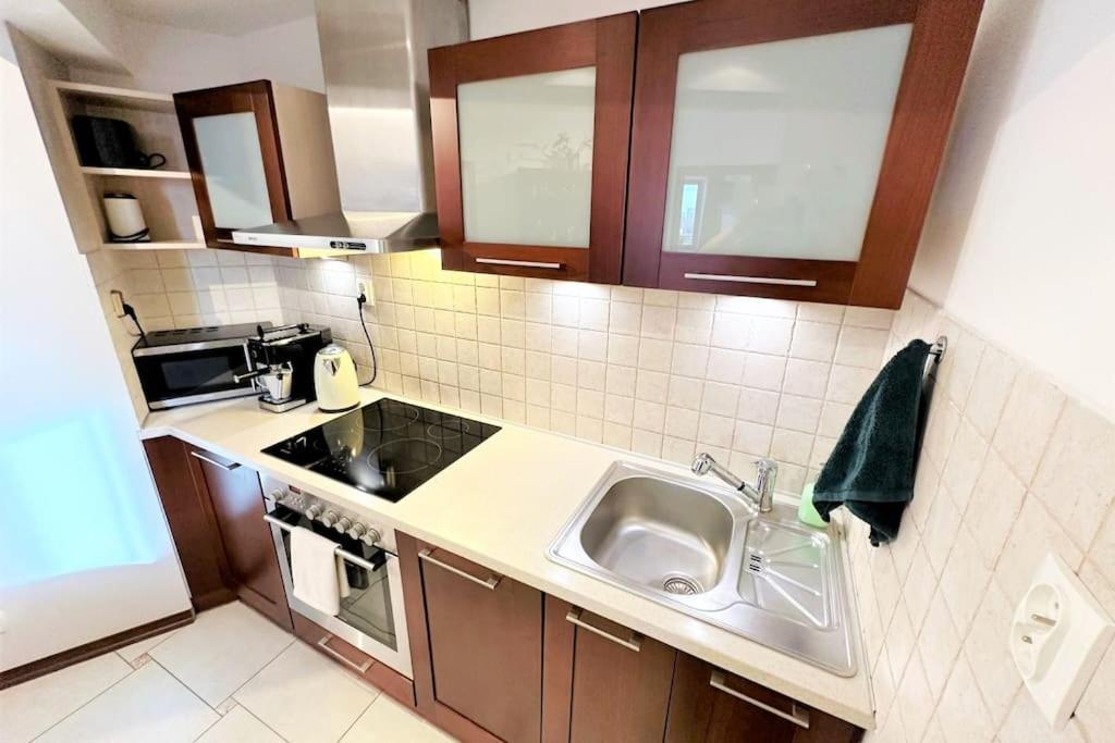 Exclusive Penthouse Near Citycenter 120M2 +Netflix Kraków Exteriör bild