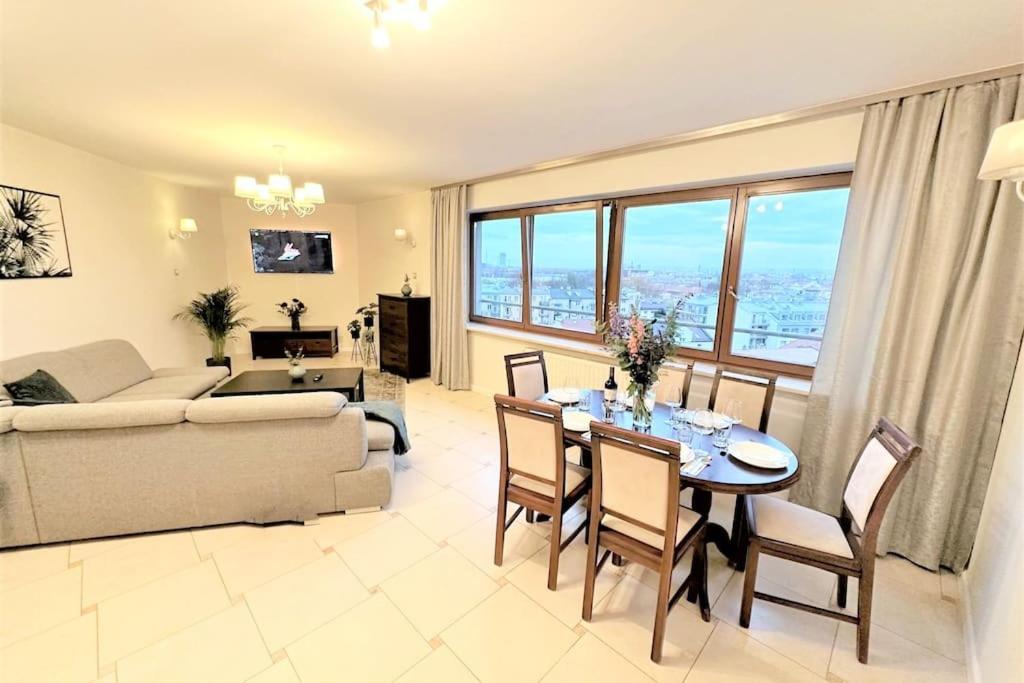 Exclusive Penthouse Near Citycenter 120M2 +Netflix Kraków Exteriör bild
