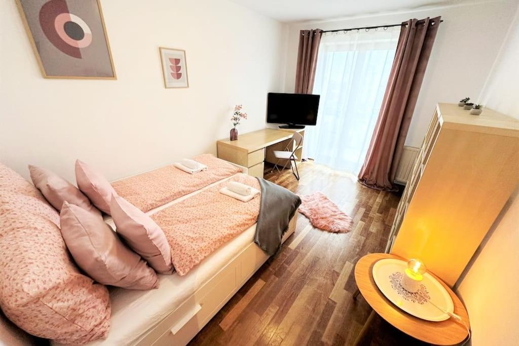 Exclusive Penthouse Near Citycenter 120M2 +Netflix Kraków Exteriör bild
