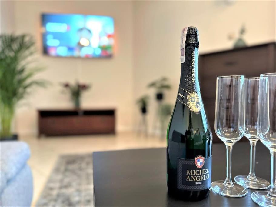 Exclusive Penthouse Near Citycenter 120M2 +Netflix Kraków Exteriör bild
