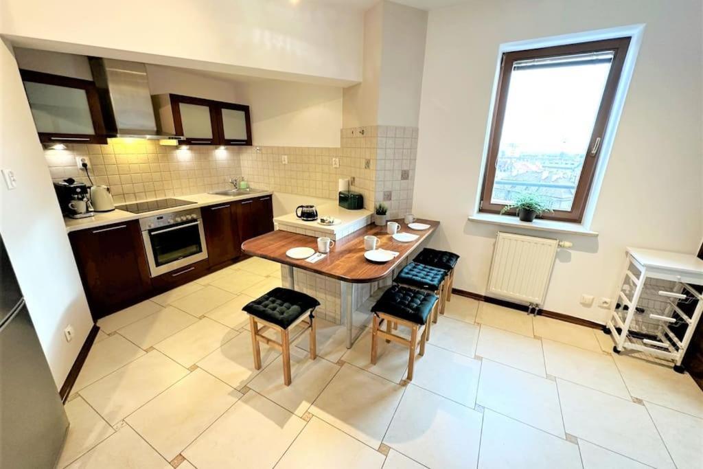 Exclusive Penthouse Near Citycenter 120M2 +Netflix Kraków Exteriör bild
